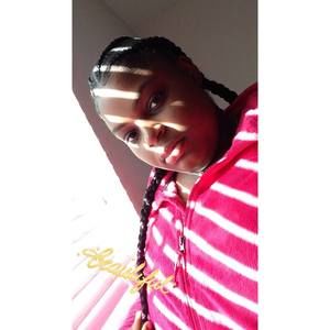 Meet your Posher, Arielle